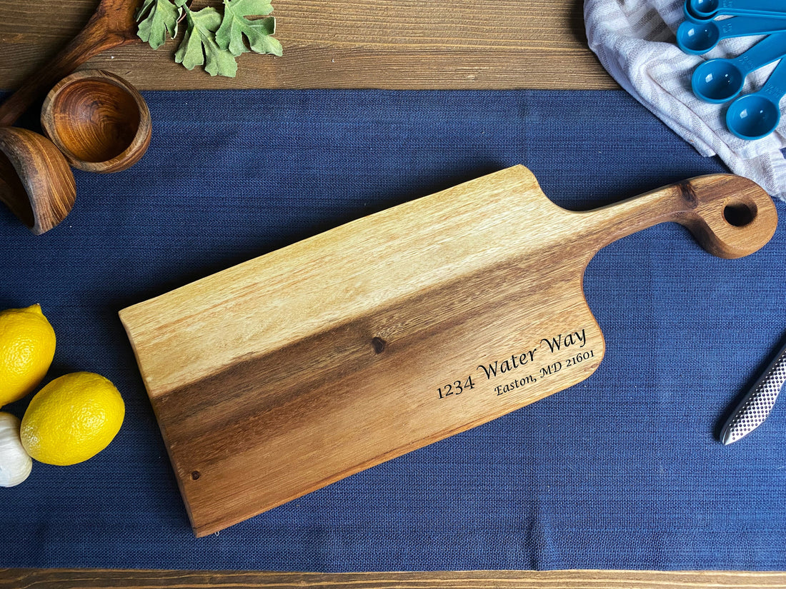 Medium Live Edge Handled Bread Board