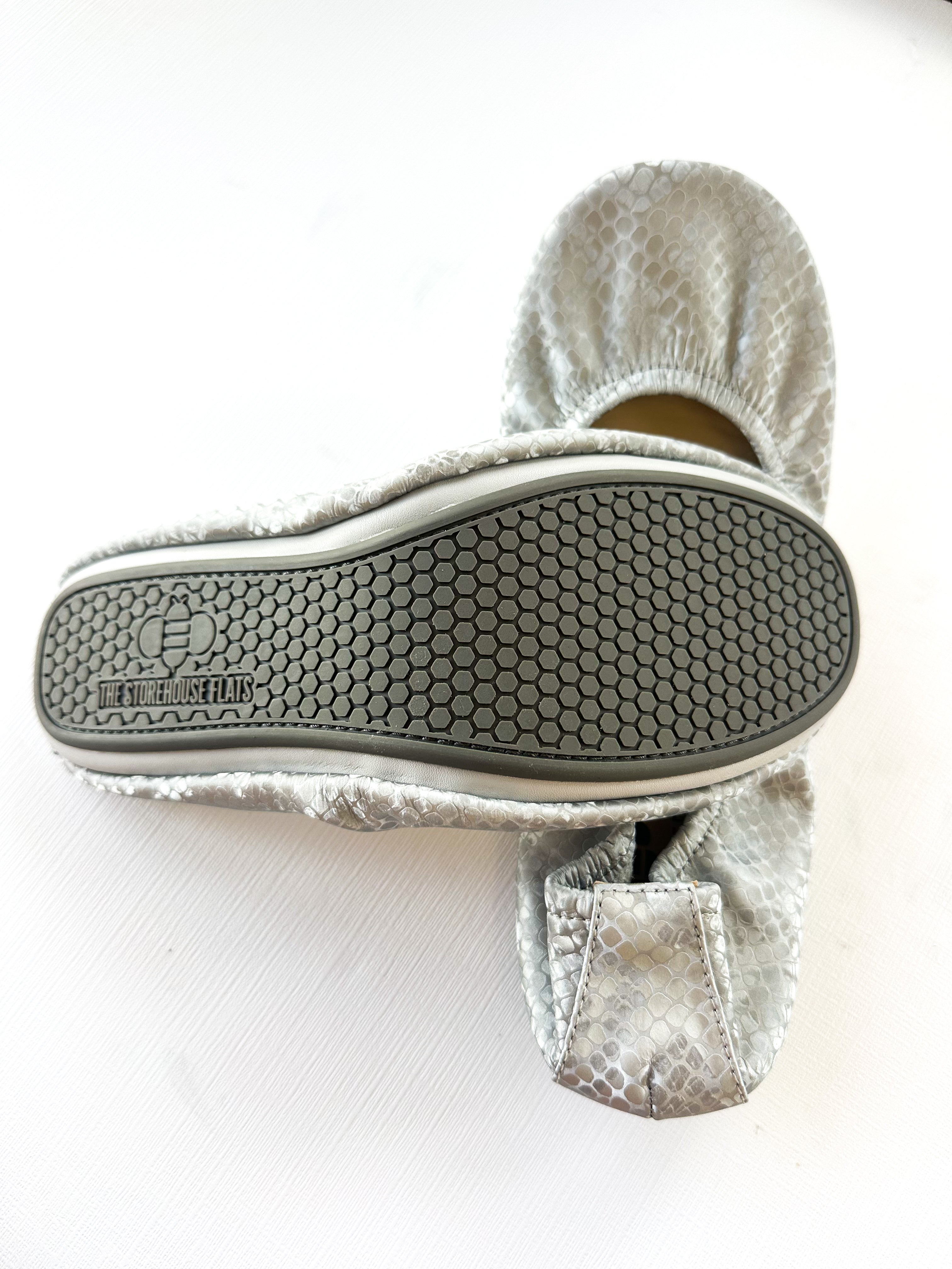 Dusty Snakes